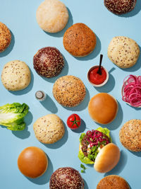 225386_225387_23620000_26480001_25770002_223954_26380001_223360_pretzel_multiseed_biroche-bun_cafe_pepper_skyr