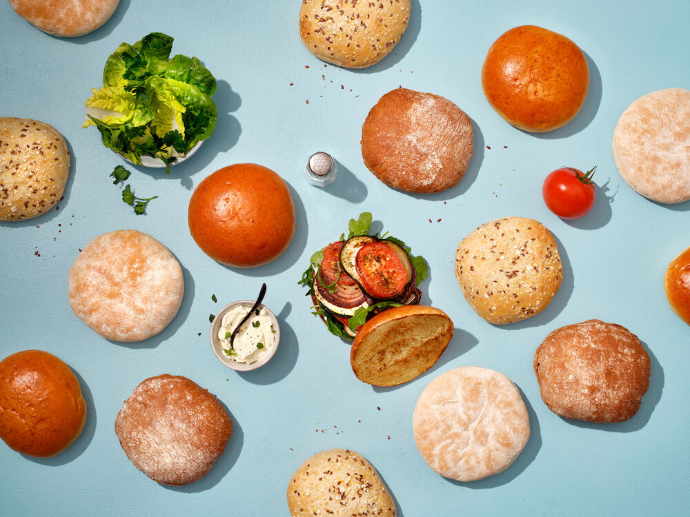 223955_223954_223464_222794_24080000_23620000_25770002_Groepsbeeld_gourmet_buns_launch_potato_bun