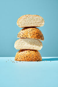 225386_MULTISEED-HAMBURGER-BUN_ARTISTIEK_1